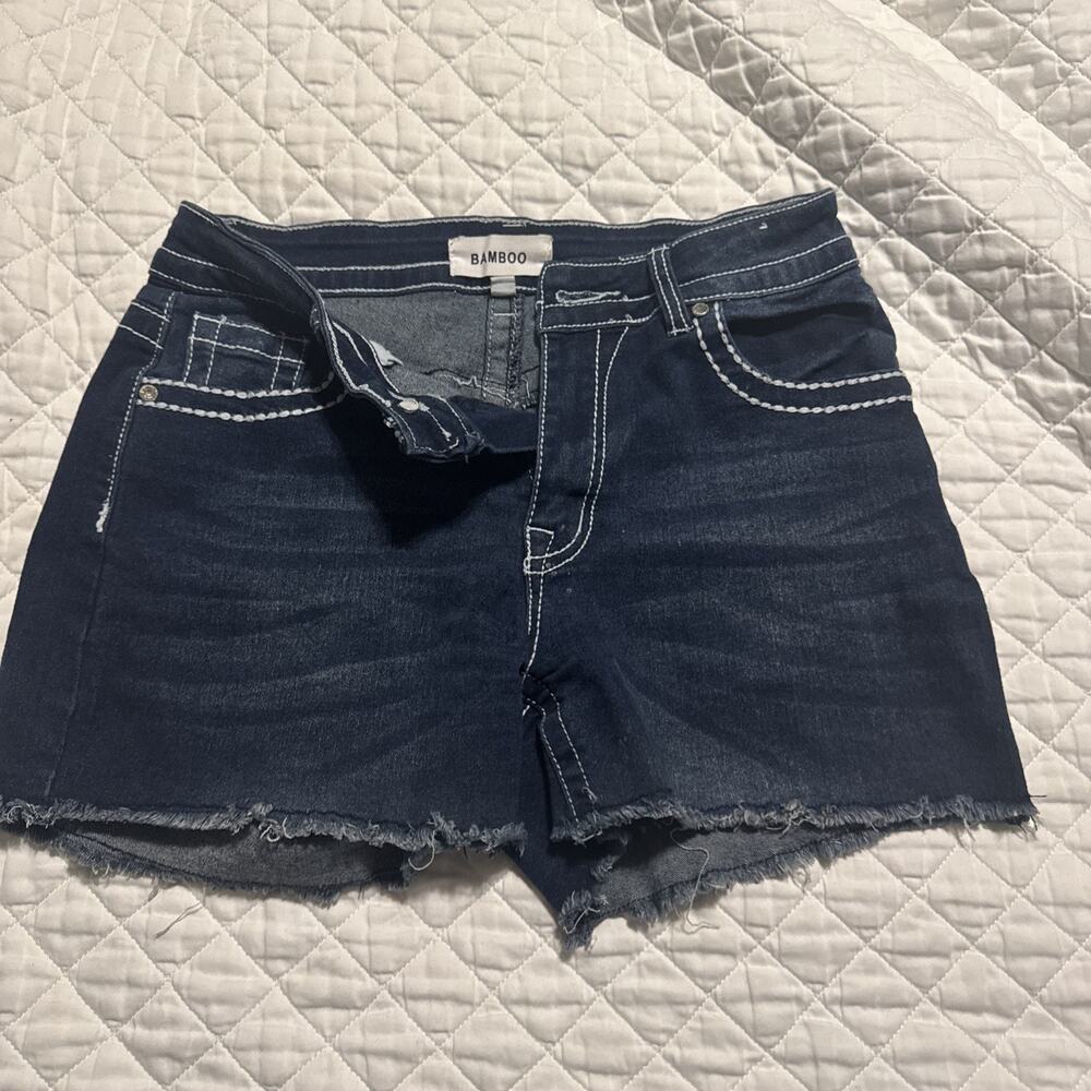 Bamboo Shorts Size 7/8